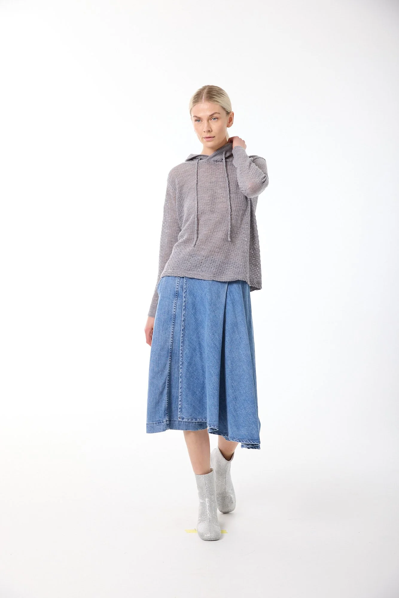 Berta - grey3800.jpeg