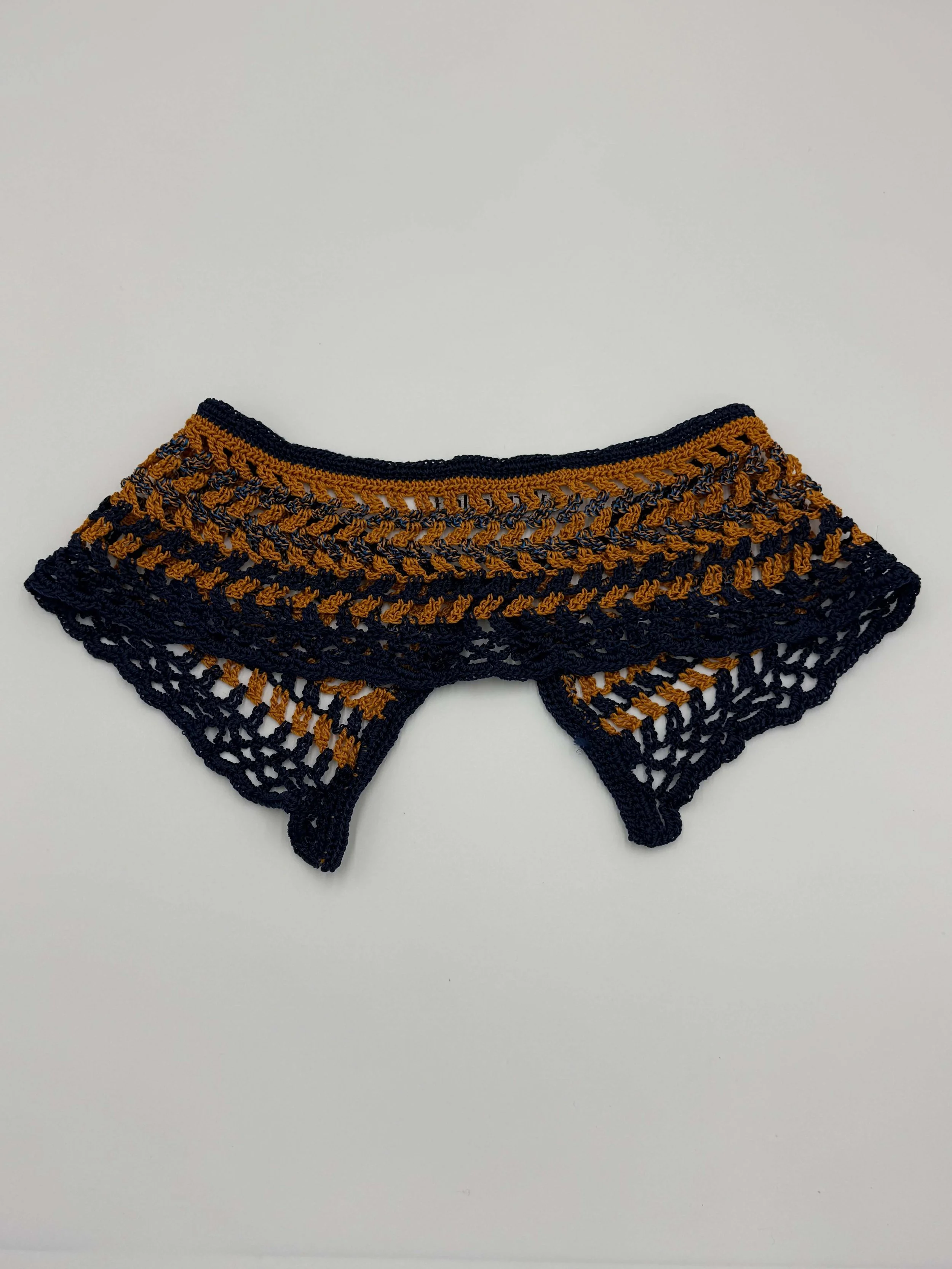 Crocheted Collar, by Vernâculo 3.jpeg
