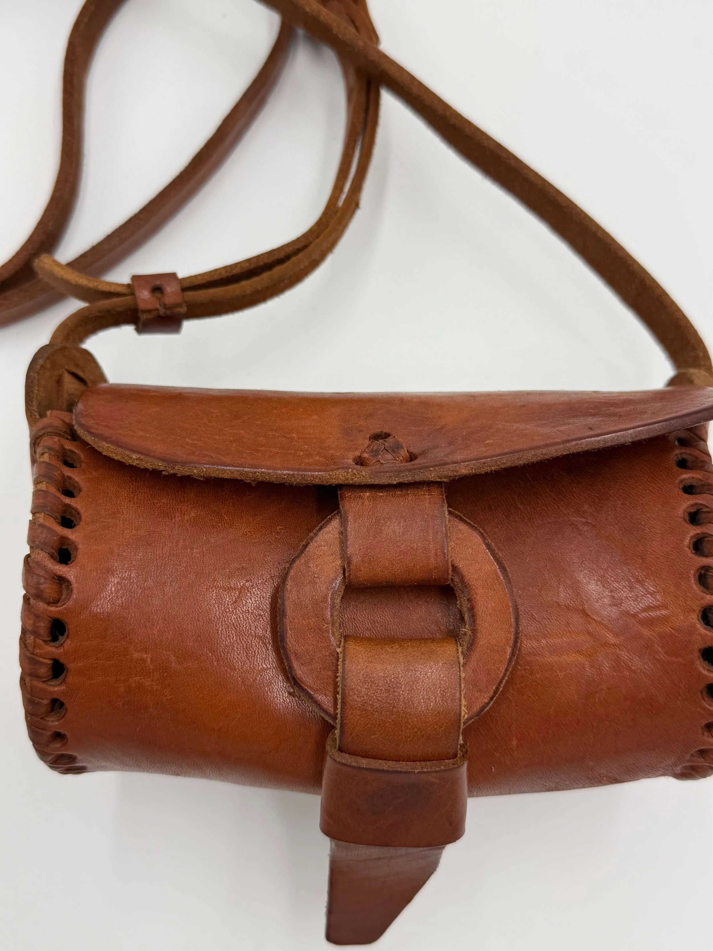 Leather Barrel Bag 4.jpeg