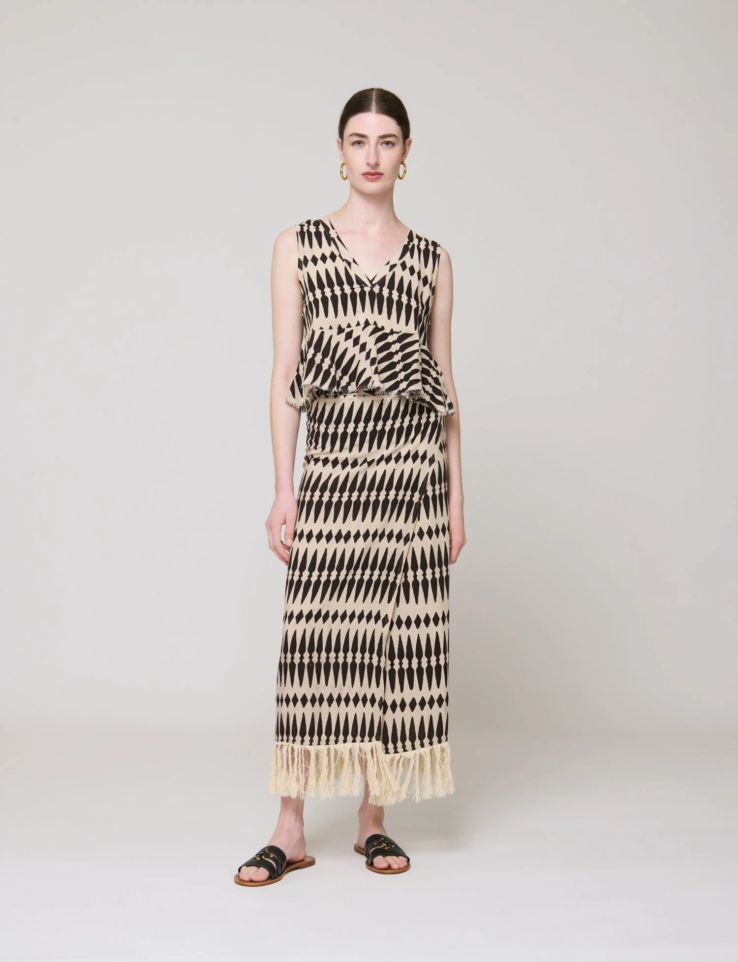 Natural Sleeveless Top, by Kashish Black.jpg