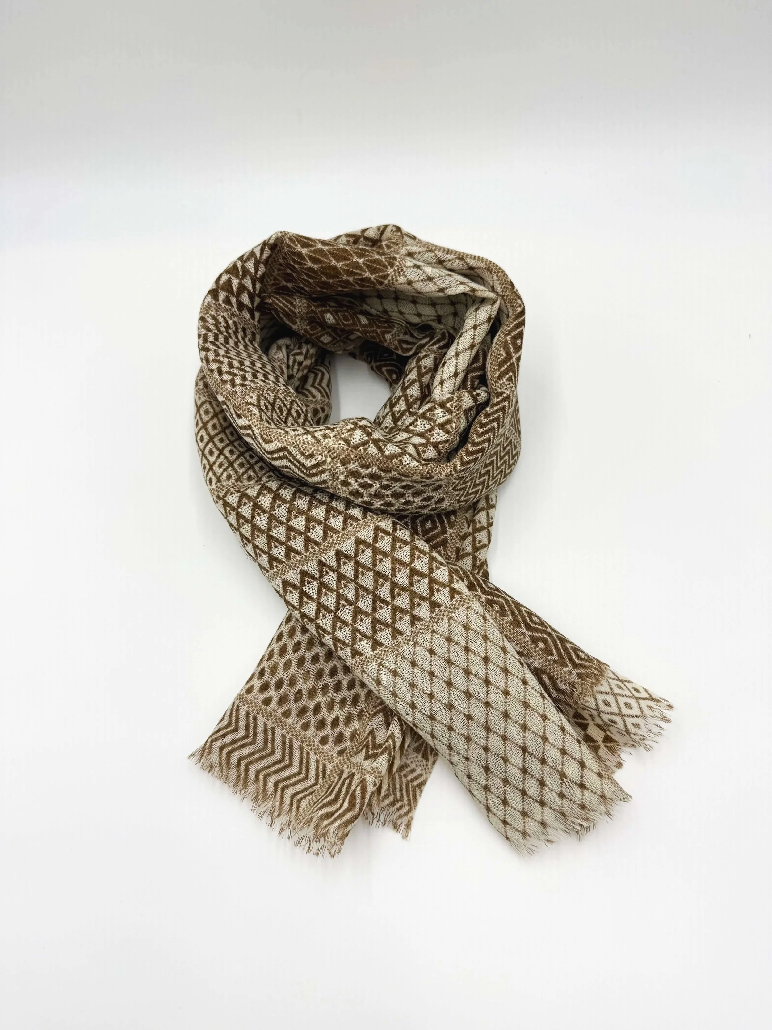 ScarfCaramel.jpg