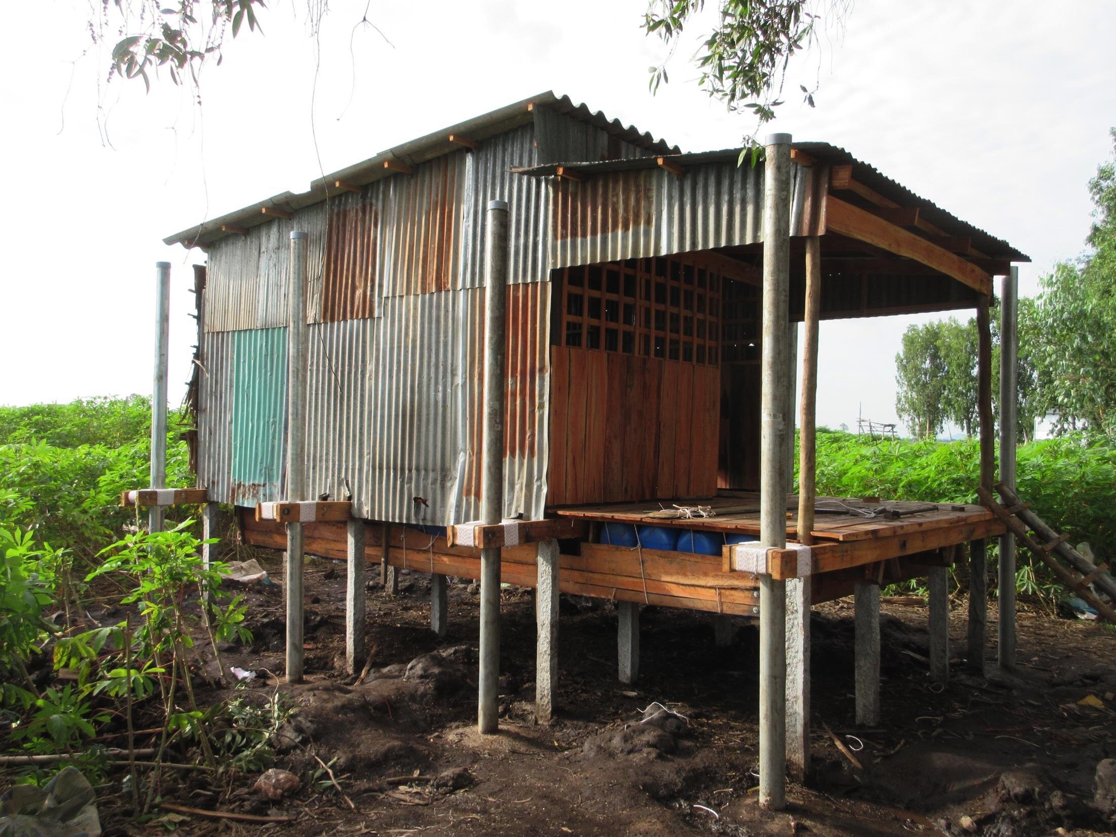  Lac’s house after amphibious retrofitting  