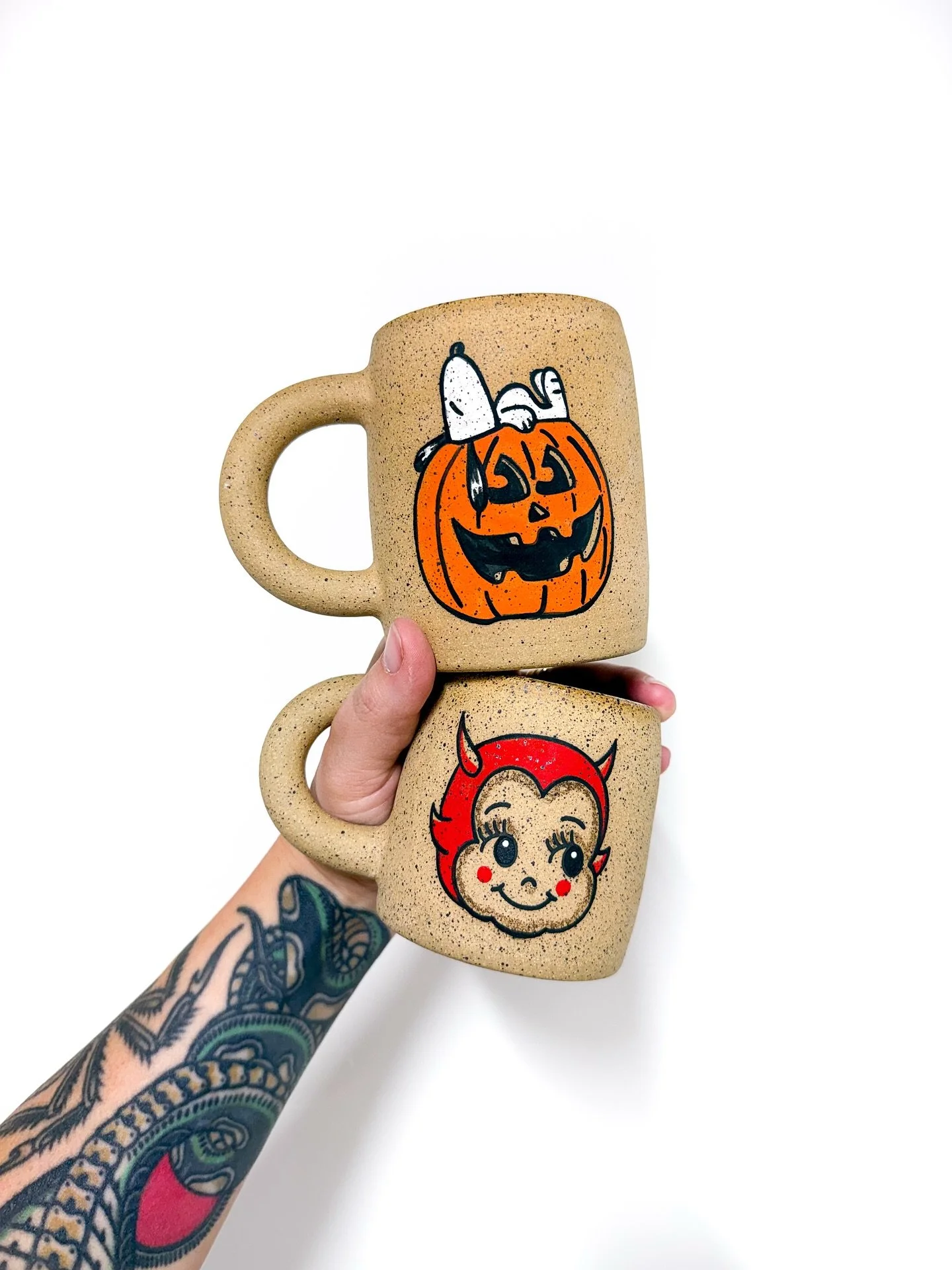 the cutest halloween cups in all of the land are officially coming next FRIDAY OCTOBER 10th @ 3PM CENTRAL.

set those reminders. put it on your calendar. i&rsquo;m soooo excited for my favorite themed shop of the year.

i&rsquo;ll have a few designs 