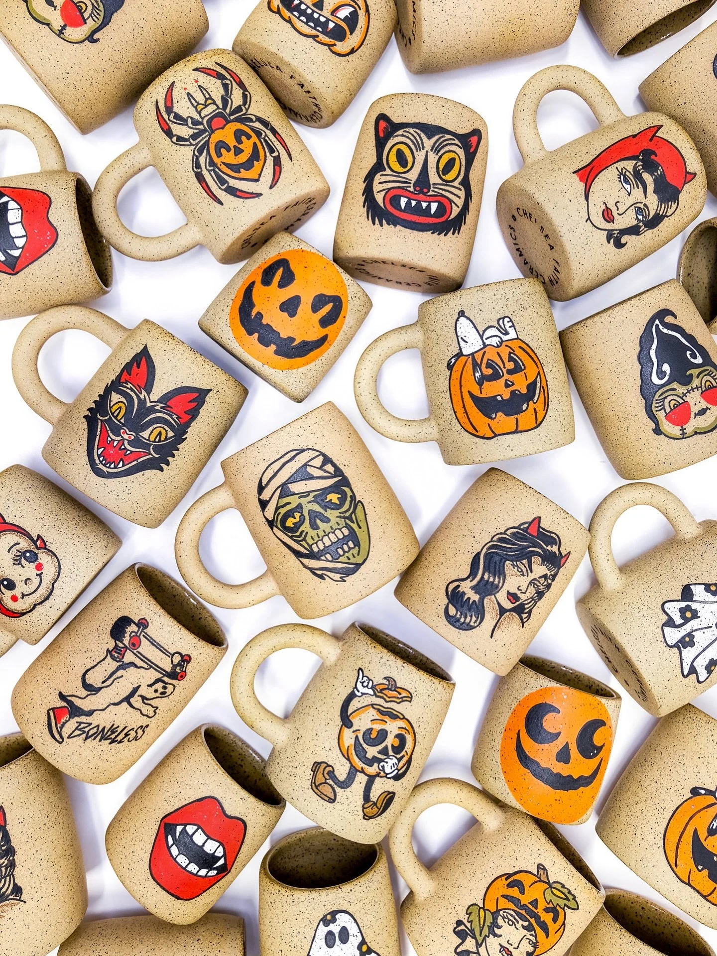 MY ANNUAL HALLOWEEN SHOP IS HERE. 👻🎃

ahhh, im so excited to share these cups with you all. i look forward to making halloween designs every year but this year, they feel extra special. i can&rsquo;t believe it but this is somehow my 5th year havin
