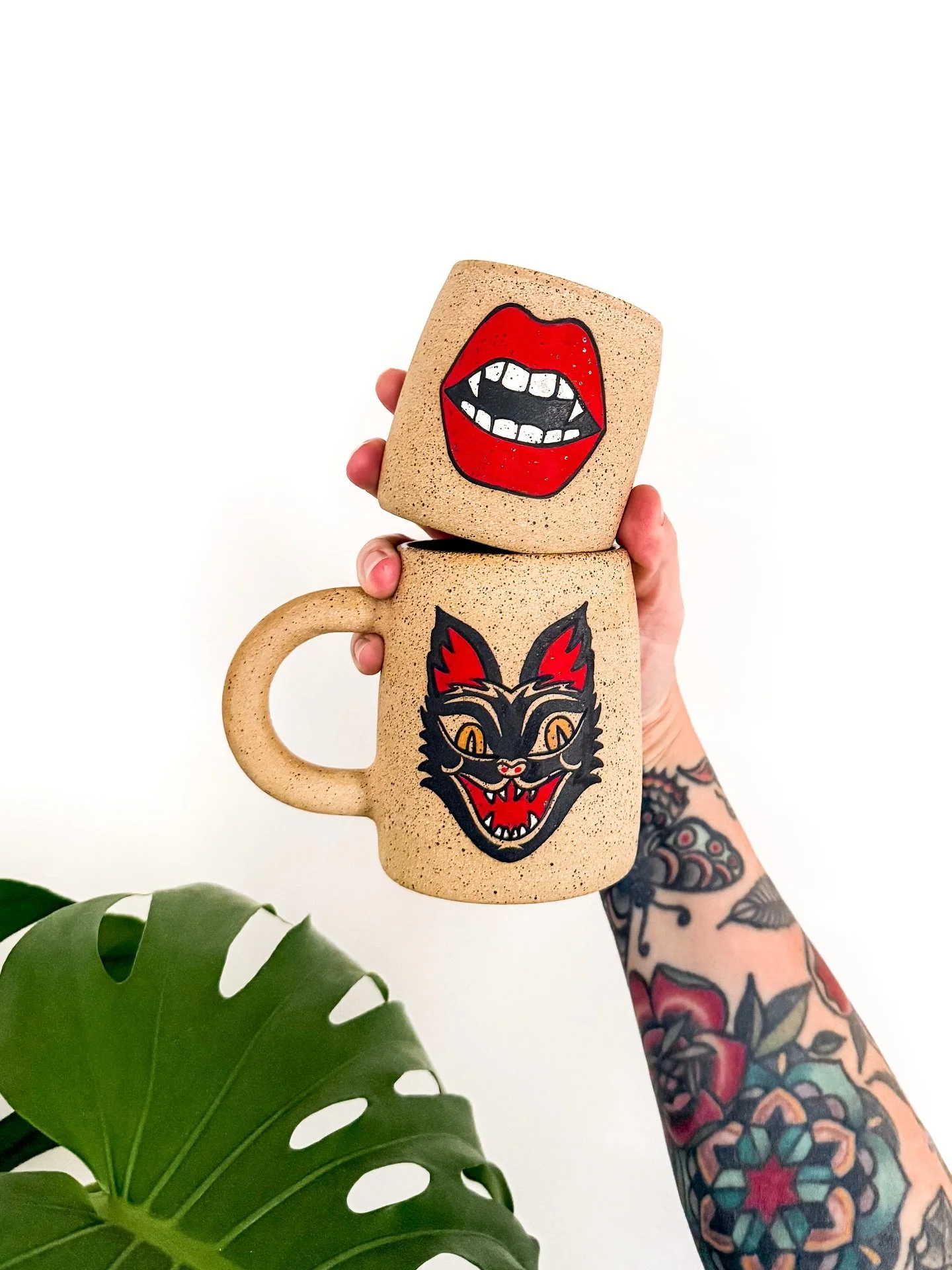 eeep. my halloween preorders are here. 🎃🤩

everything is made by my two hands &amp; will begin to ship in 3-6 weeks. i&rsquo;ll do my best to get them out as fast as i can for yall. 

i&rsquo;m offering limited quantities in the designs that sold o