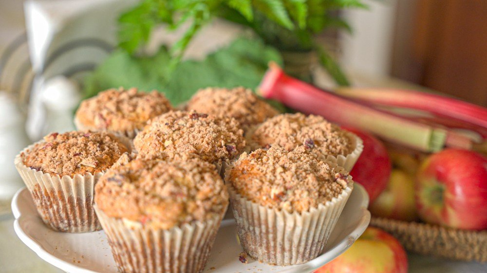 It's rhubarb season and we are sharing this great recipe for Apple Rhubarb Muffins in our next Newsletter. 

Sign up today!

Link in our Bio, then Newsletter.