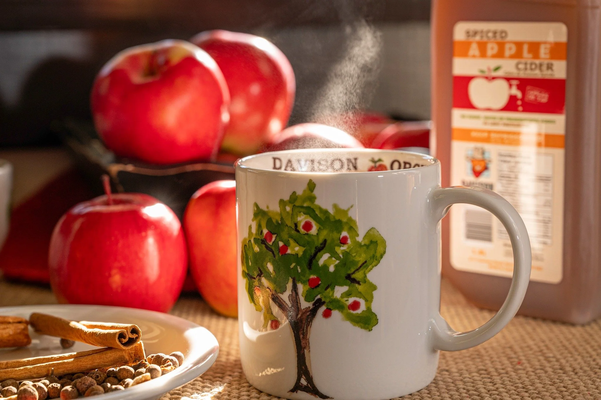 🎄Savor the season, one cozy sip at a time ❤️

Online store closes TODAY at 11:59 pm &ndash; pick up your orders tomorrow, Thursday 18th.
https://davisonorchards.square.site/

 #HolidayCheers #DavisonOrchards #SpicedCider #FestiveSips #christmas2025 