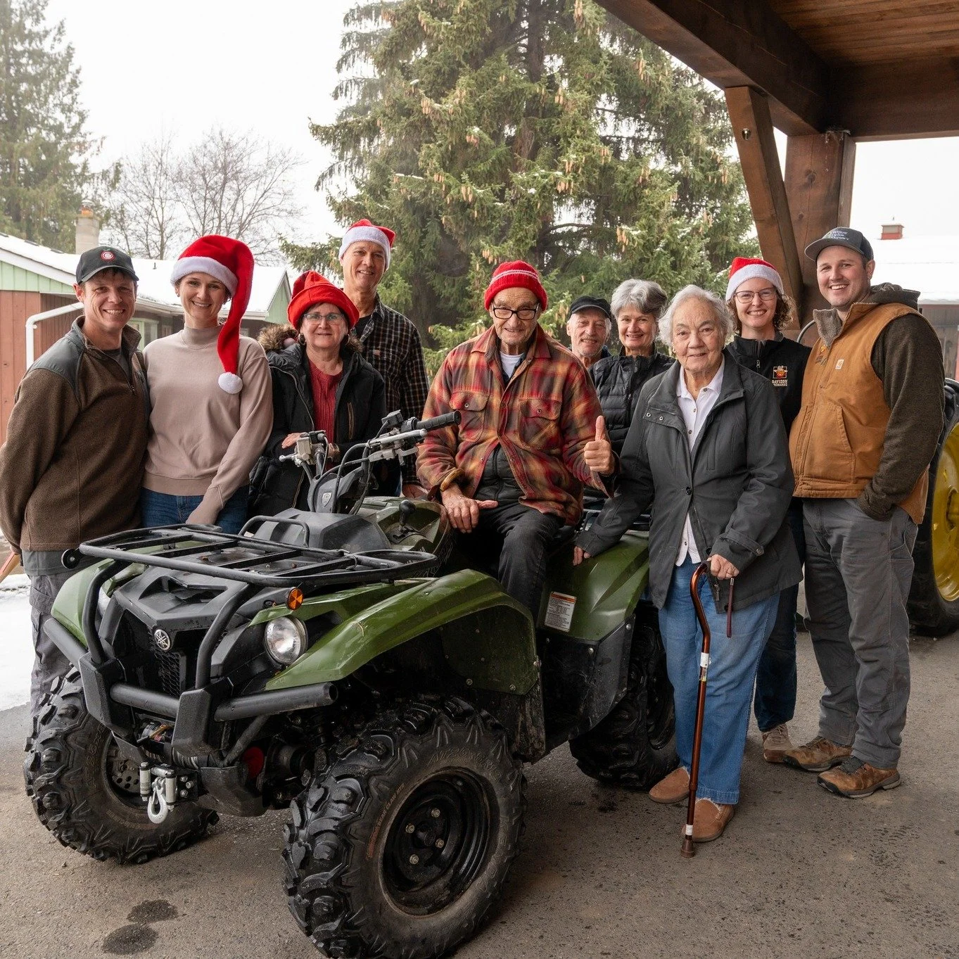 We wish you all a wonderful Christmas and the very best for 2026 for you and your loved ones!
The Davison Family