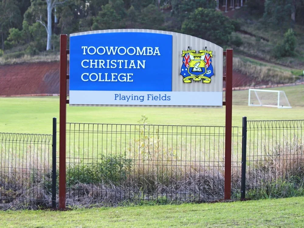 Freestanding-Sign-Frames_Signs-On-Time_Toowoomba-Christian-College.jpg