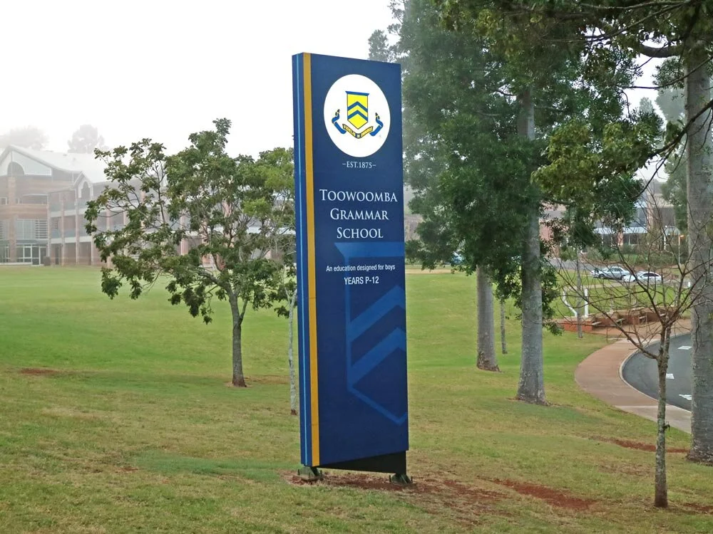 Freestanding-Sign-Frames_Signs-On-Time_Toowoomba-Grammar-School.jpg