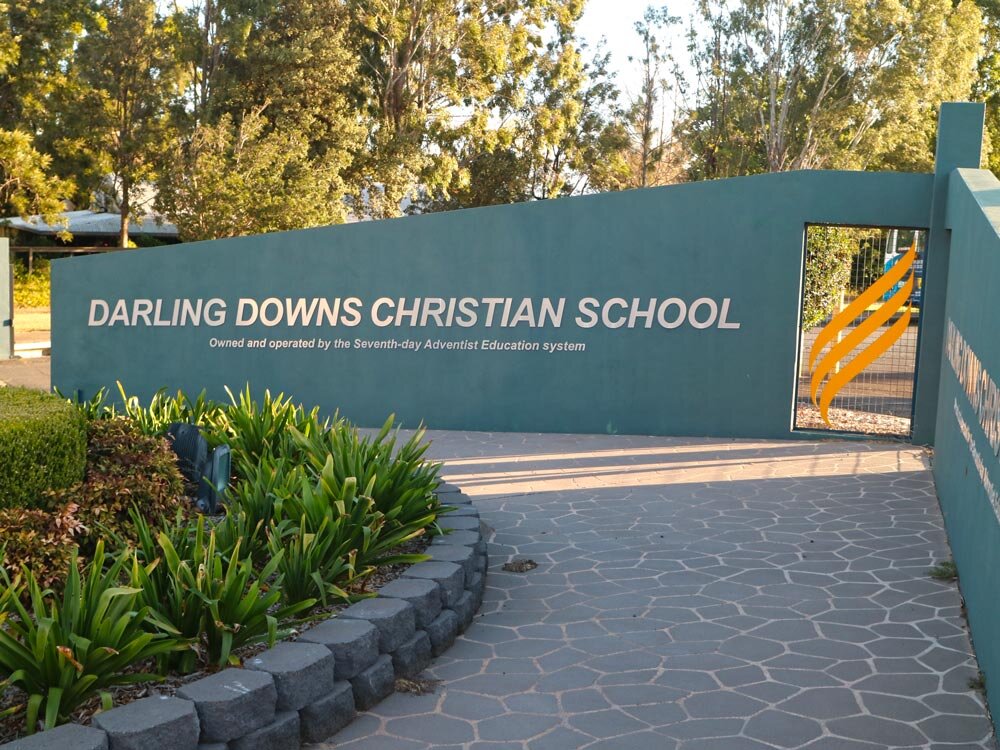 Entry-Statement_Signs-On-Time_Darling-Downs-Christian-School.jpg