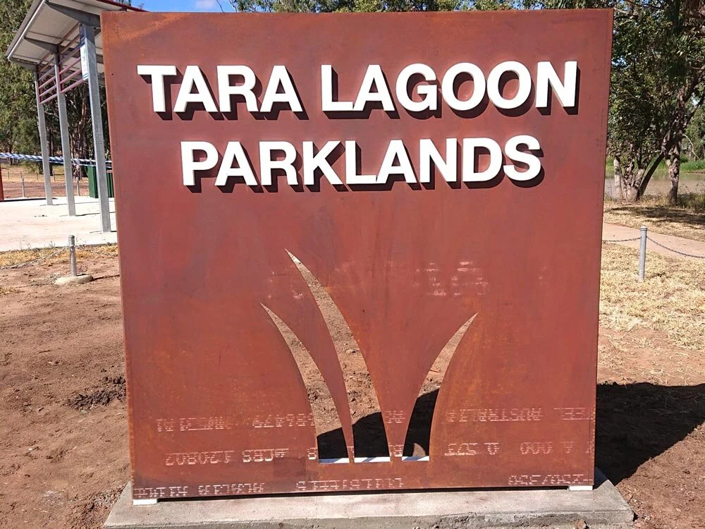Freestanding-Sign-Frames_Signs-On-Time_WDRC-Tara-Lagoon.jpg
