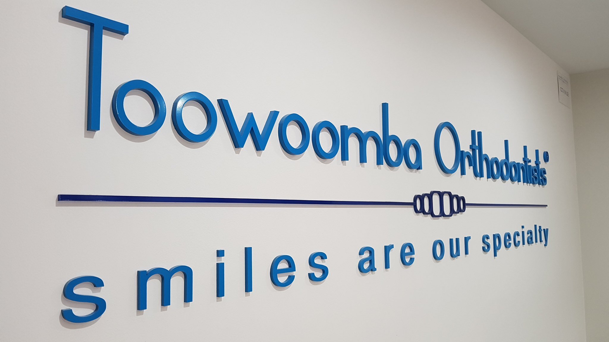 Toowoomba Orthodontists_Internal_3D Painted Reception Sign 2
