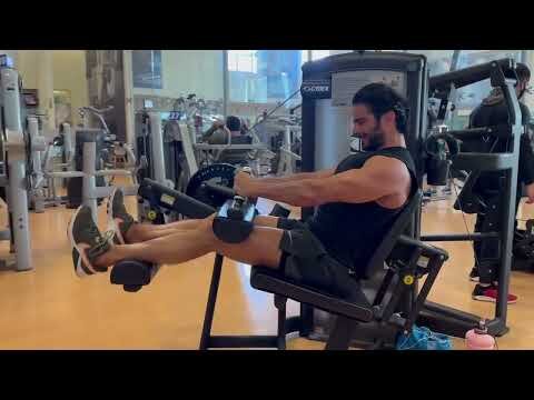 Curl femoral sentado