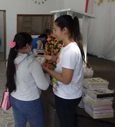 New School Supplies in Genova!