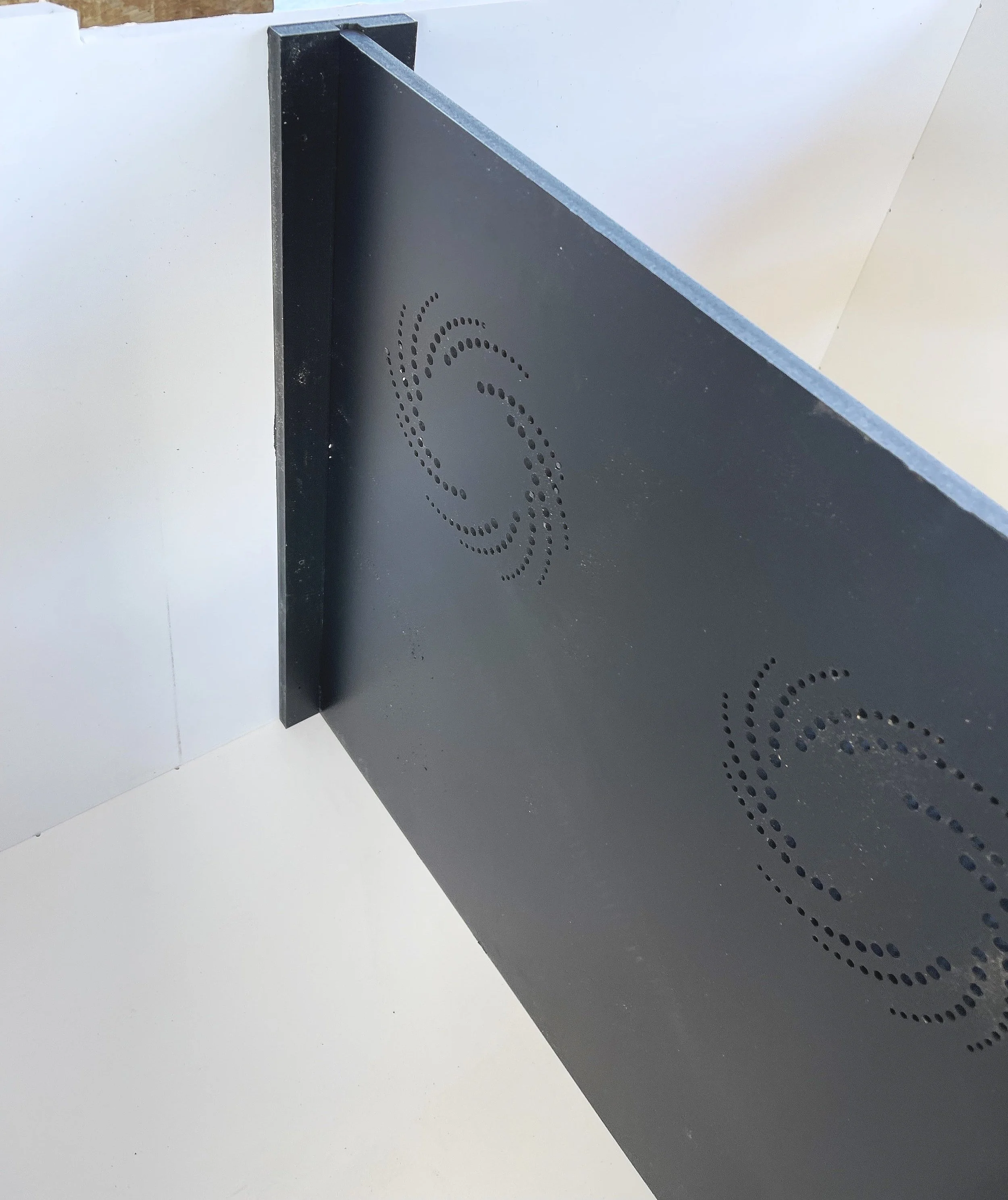 reptile cage divider