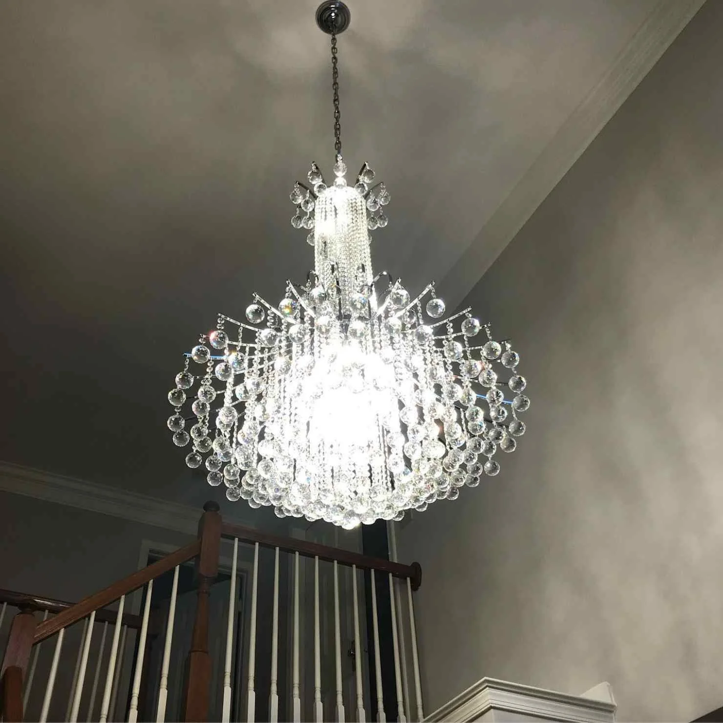 chandelier4-compressed.jpg