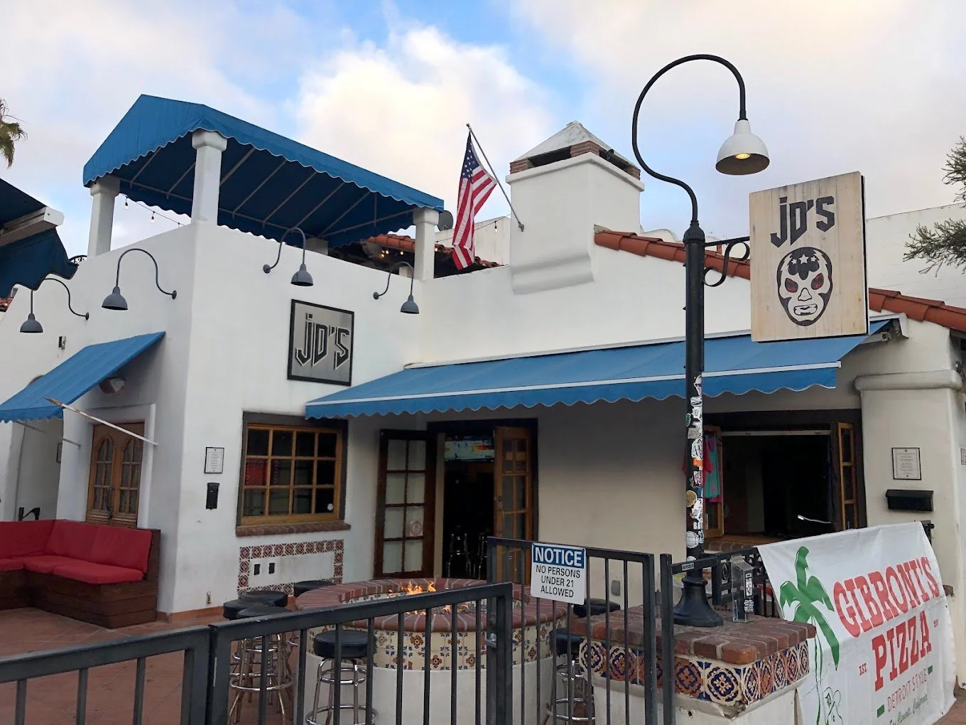 LOCAL GUIDE - San Clemente Nightlife & Bar Scene - SCG
