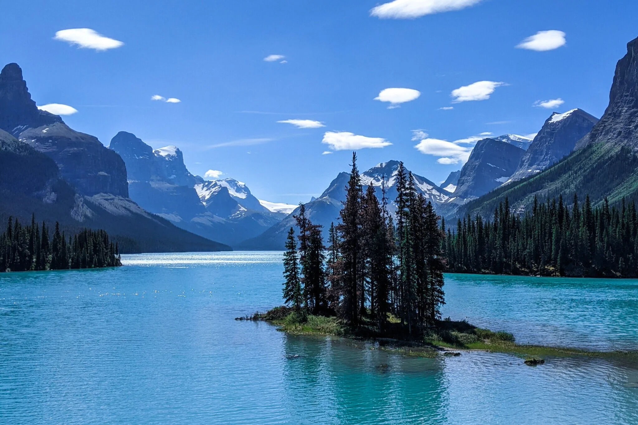 Maligne Lake, a Spectacular Day Trip In Jasper National Park