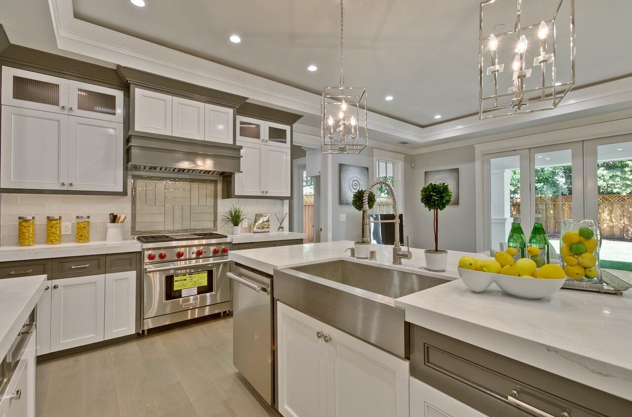 831 Clara Dr Palo Alto CA-large-036-45-Kitchen-1500x988-72dpi.jpeg