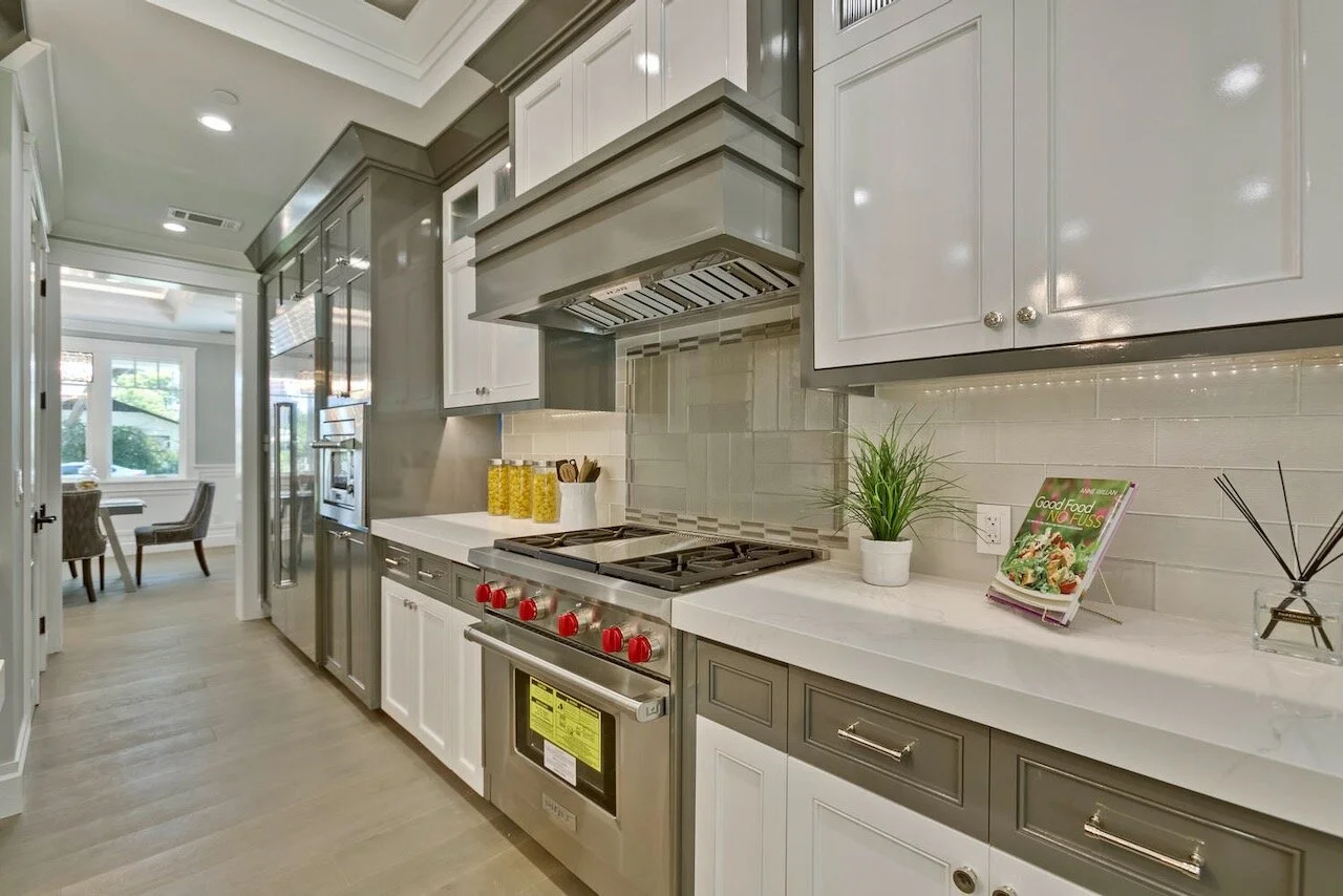 831 Clara Dr Palo Alto CA-large-039-42-Kitchen-1500x1000-72dpi.jpeg