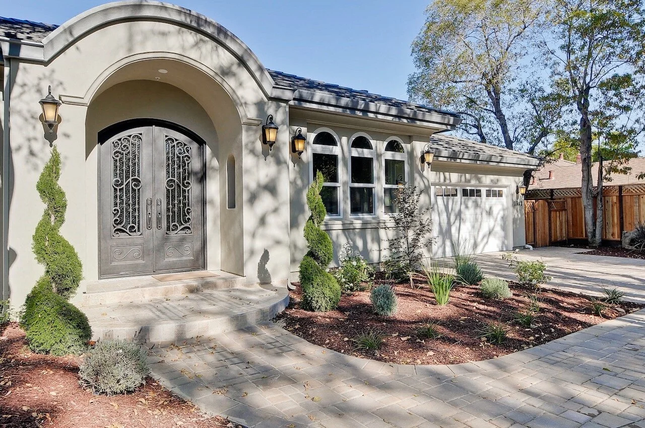 Front            2.jpeg