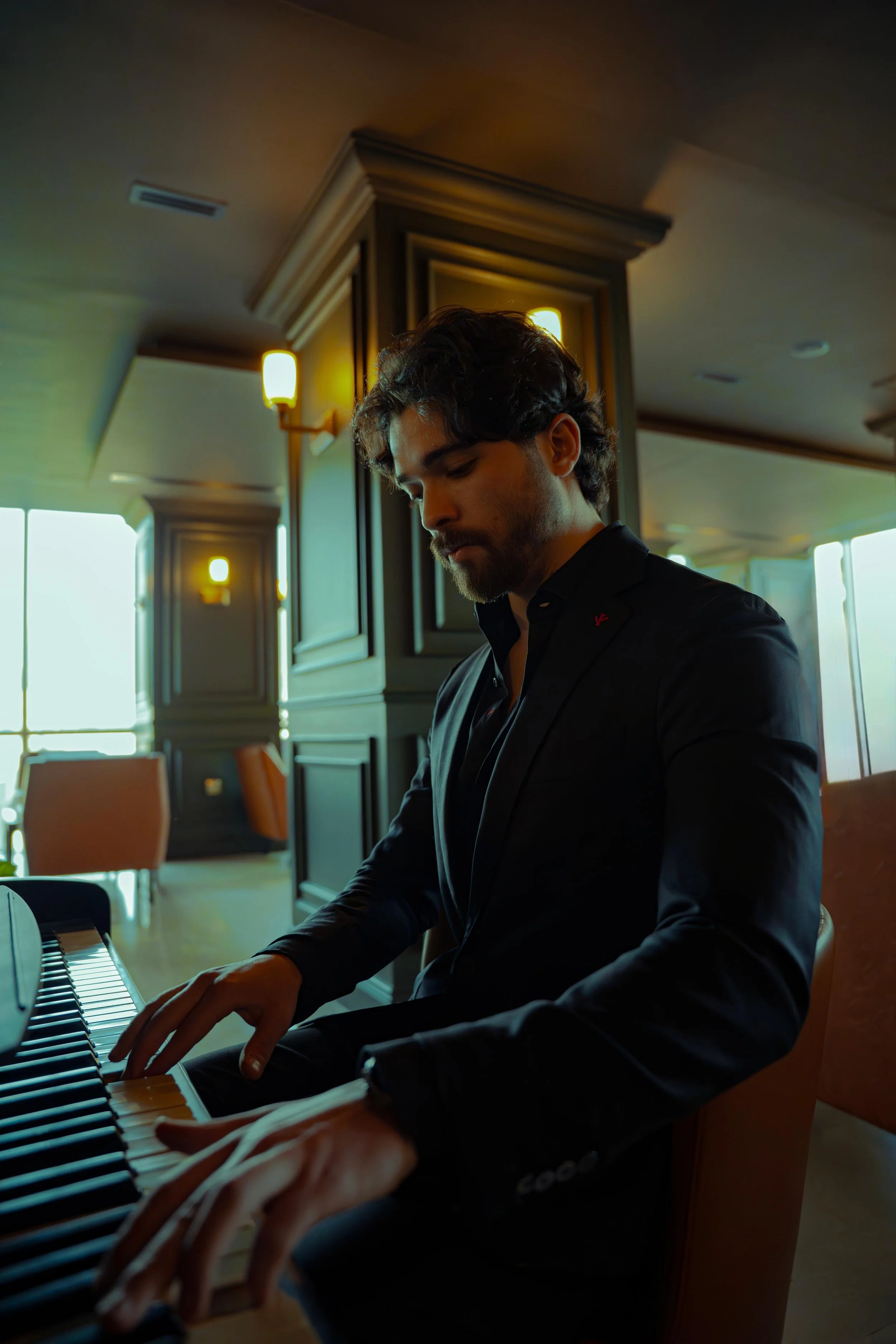 PHOTO-2025-10-10-18-03-26 2.jpg