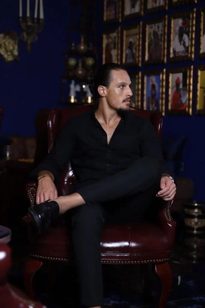 PHOTO-2022-10-20-14-15-38 6.jpg