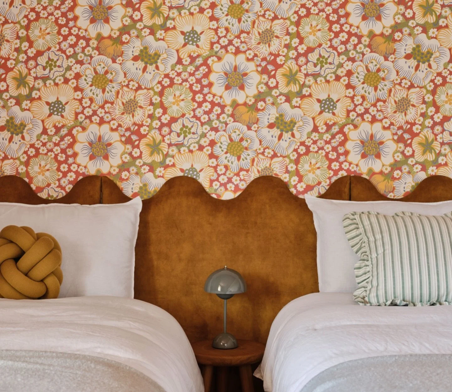 A detail shot of a bedroom in our Wellow project- a bespoke velvet wavey edged headboard with Svensktten josef frank wallpaper above 🌸
A joyful and pretty guest bedroom perfect for adults and children alike!
&bull;
📸 @snookphotograph 
#bristolinter