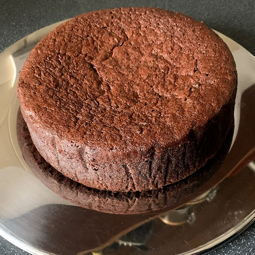 Doreen's 8 inch Round Jamaican Rum Cake