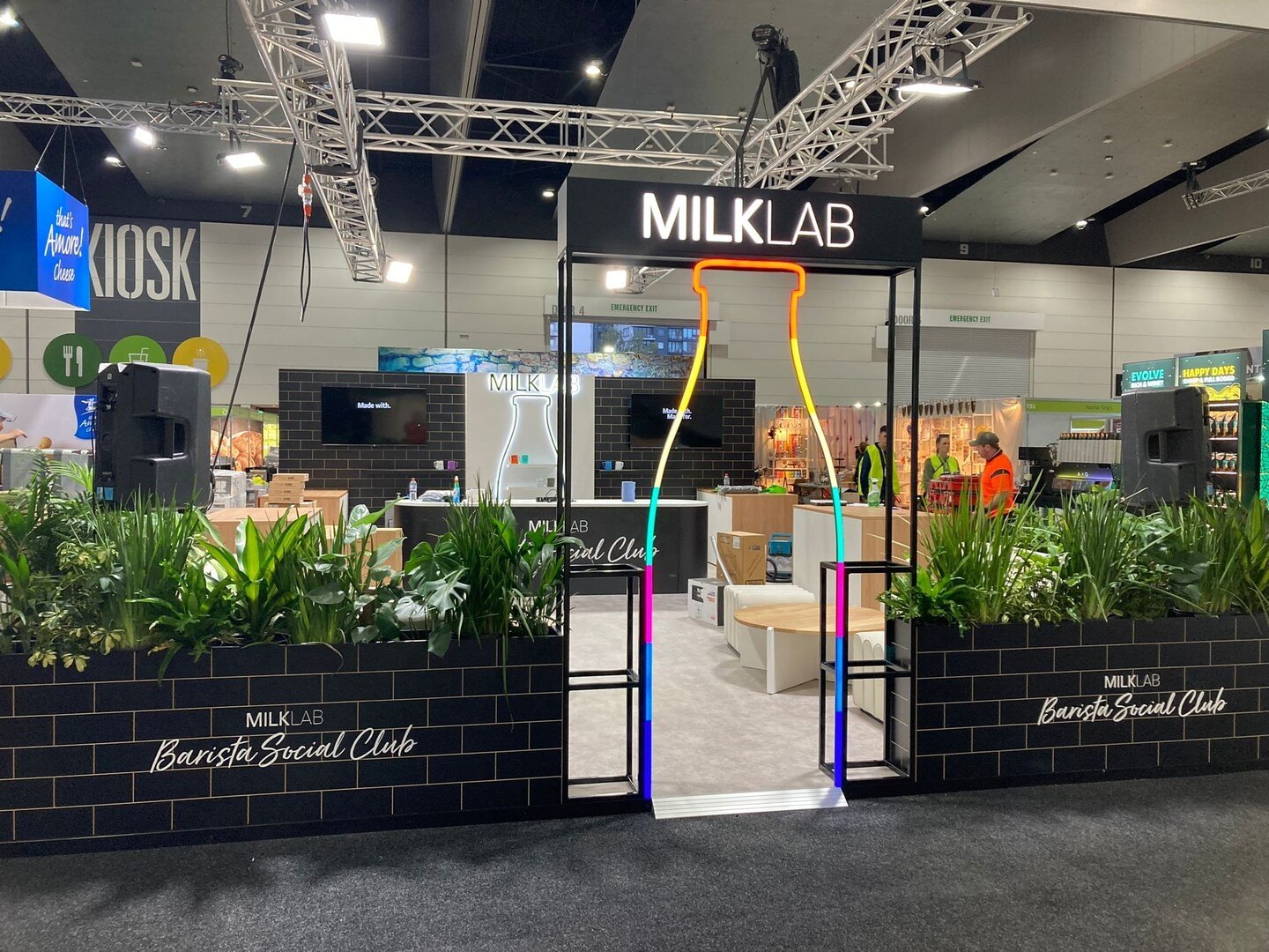 MILKLAB | Melbourne CBD

If you're a coffee lover, you won't want to miss our MilkLab display build at the Food Service Australia show in Melbourne.

Client: @pimgroup @milklabco 
Build: @twentythreeprojects

 #MilkLab #CoffeeLover #FoodServiceAustra