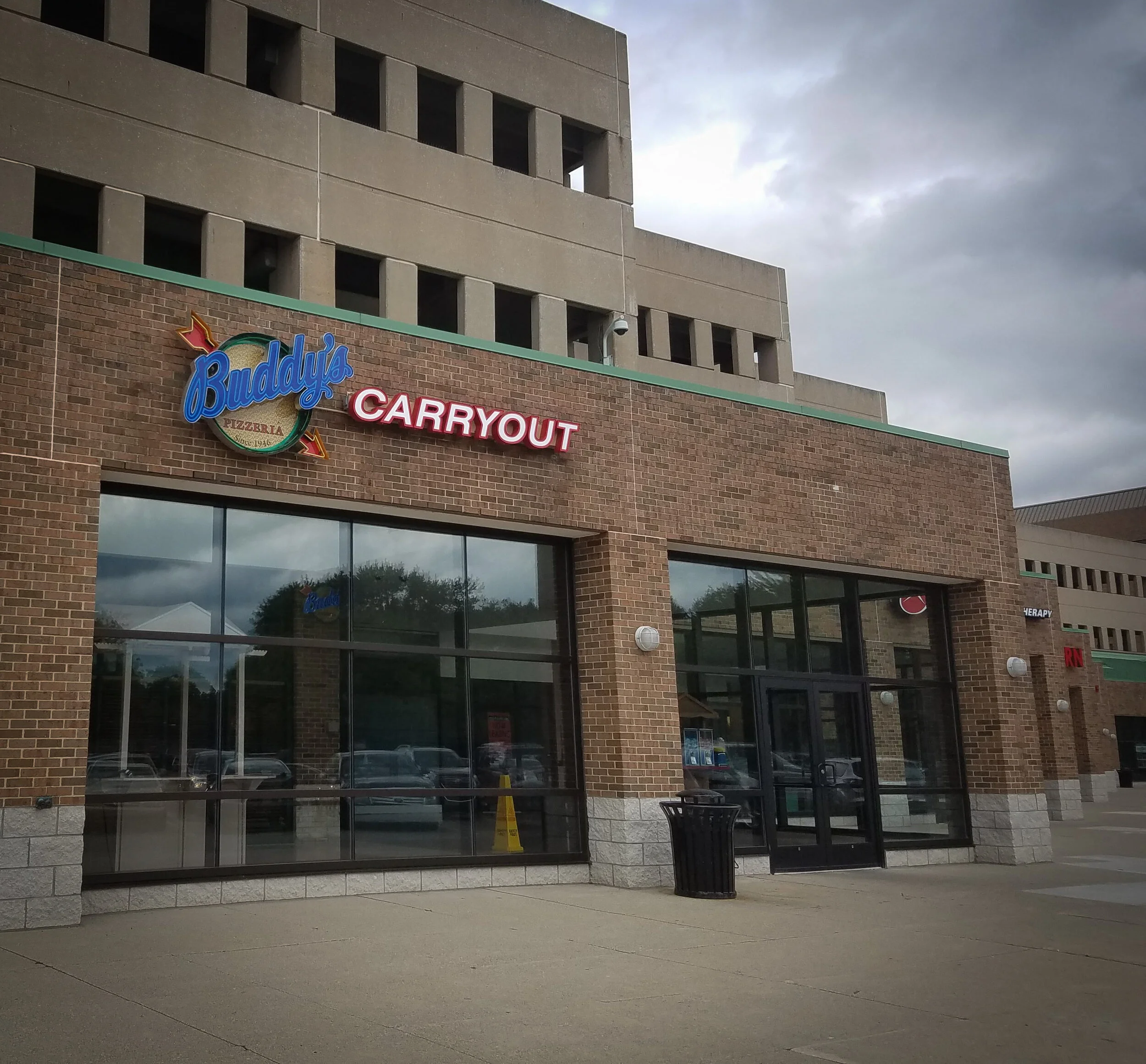 Grosse Pointe — Buddy's Pizza