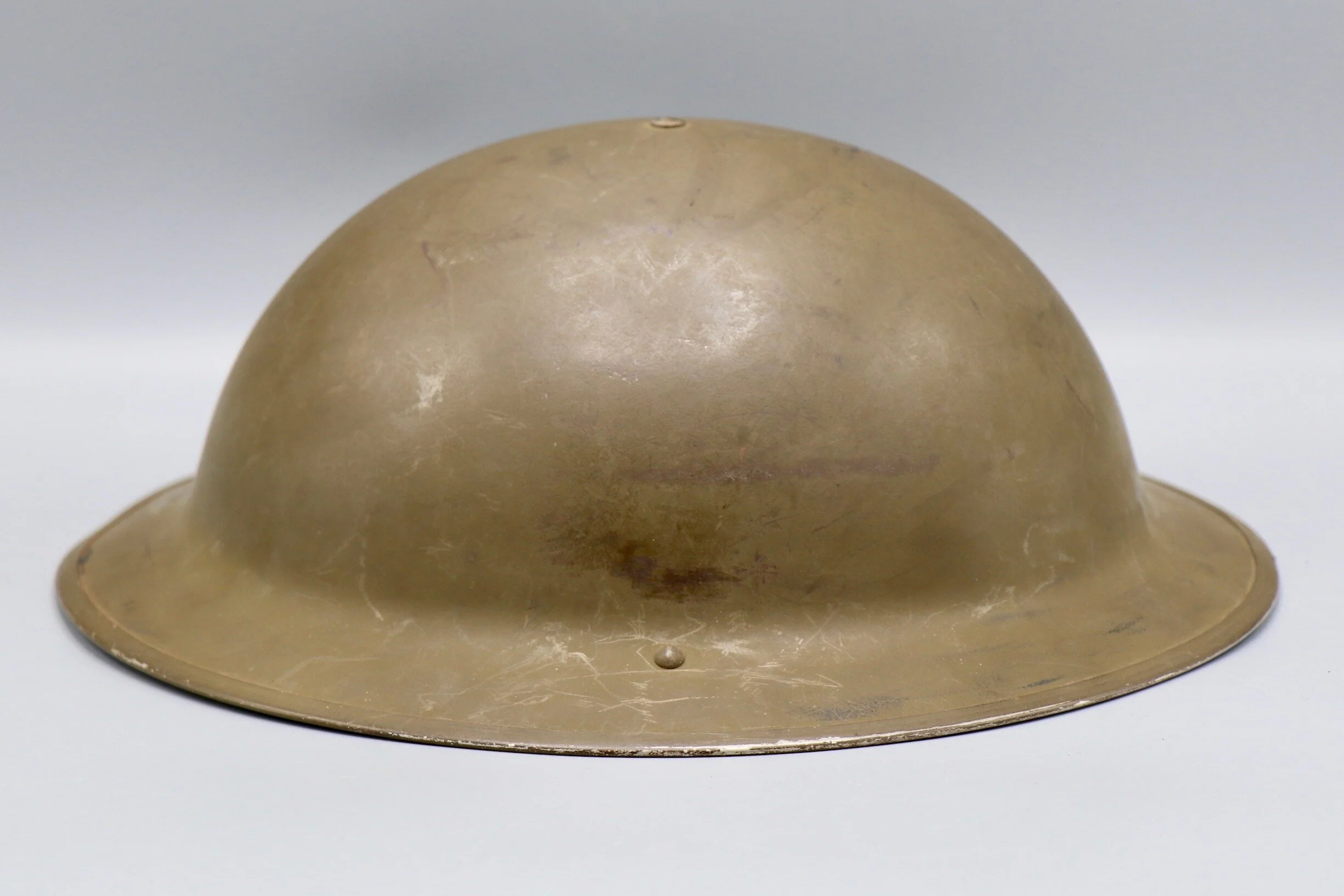 Original Canadian WWII Helmet C.L / C. 1942 — BSR Militaria