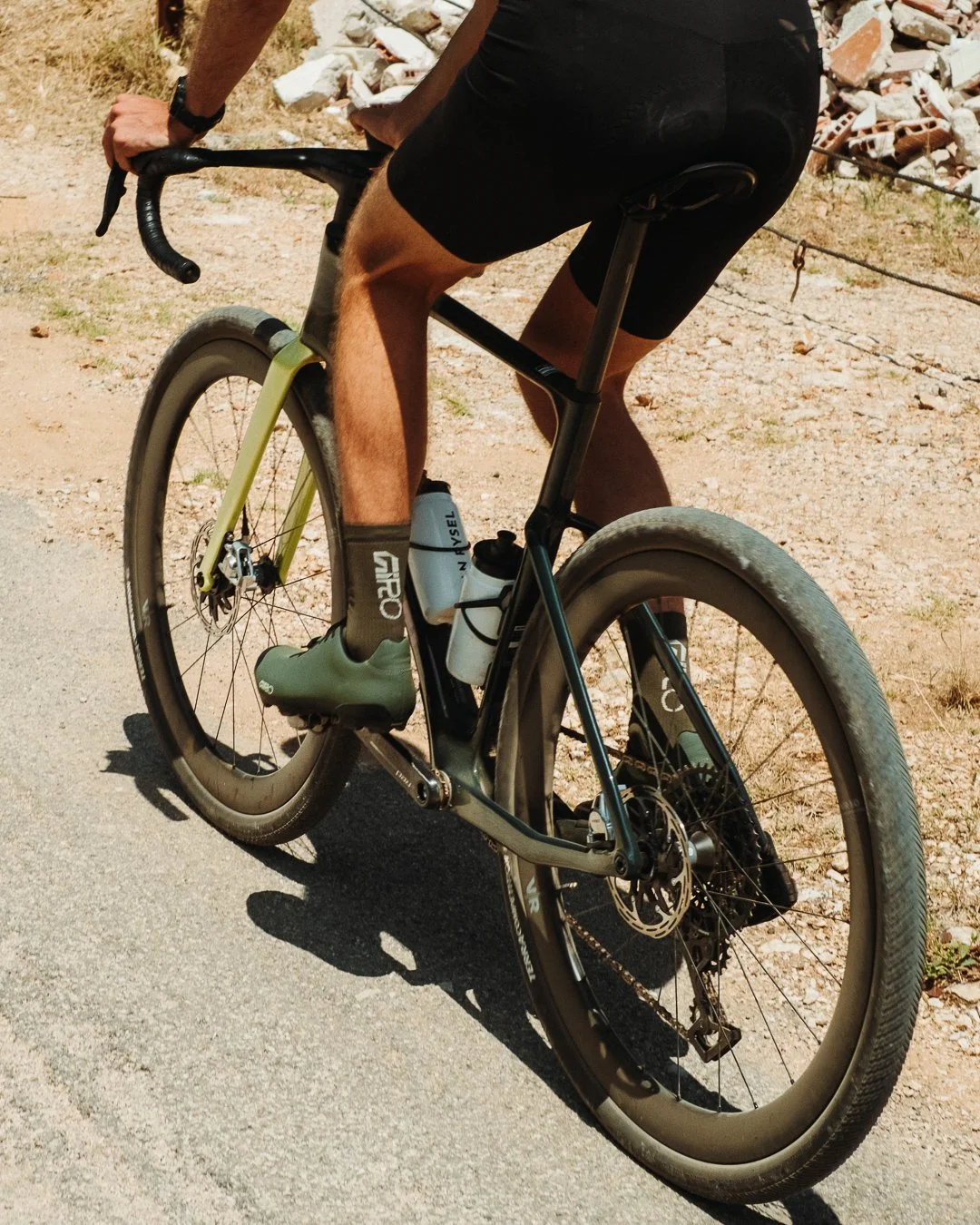 Van Rysel RCR-G Gravel Bike