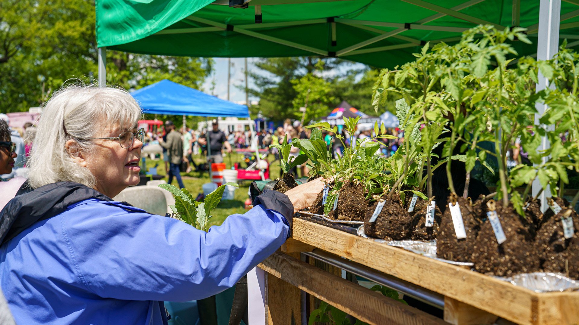 Centennial-Parks-Earth-Day-2023-@VonRphoto-203.jpg