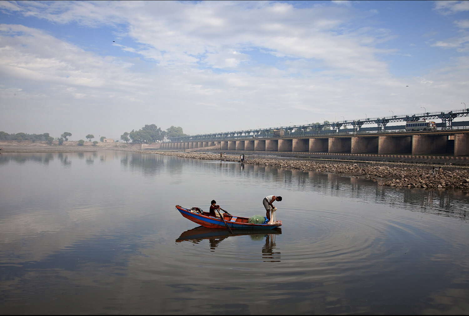  Scene along the Balloki Headworks that is part of the British built canal system in the Punjab, Pakistan. 2009 