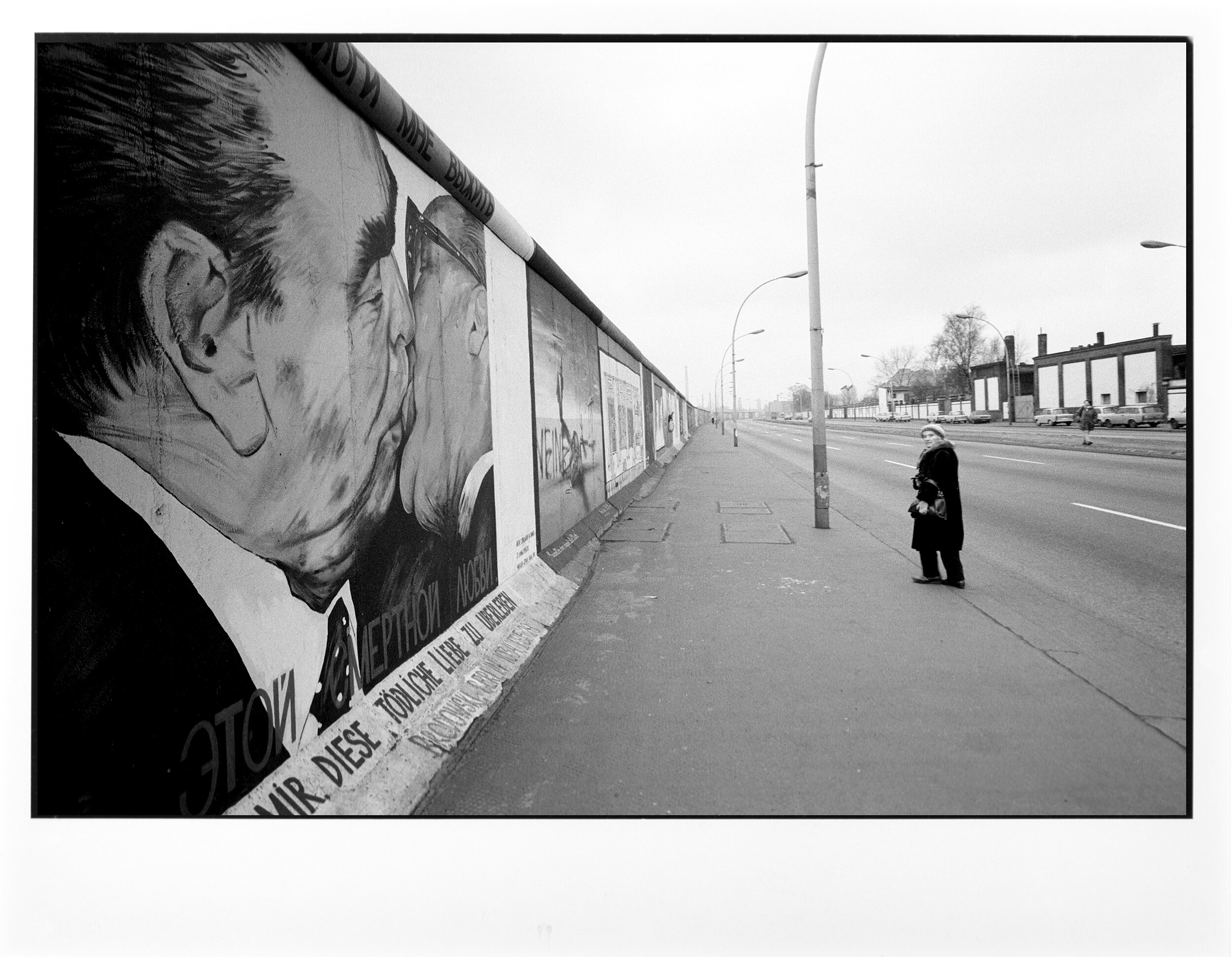  The East Gallery, on Berlin's East side, is billed as the world's largest outdoor gallery. After the Berlin Wall came down, a Canadian artist made 1.5 km an exhibition space and invited artists from all over to contribute panels, many of which are v