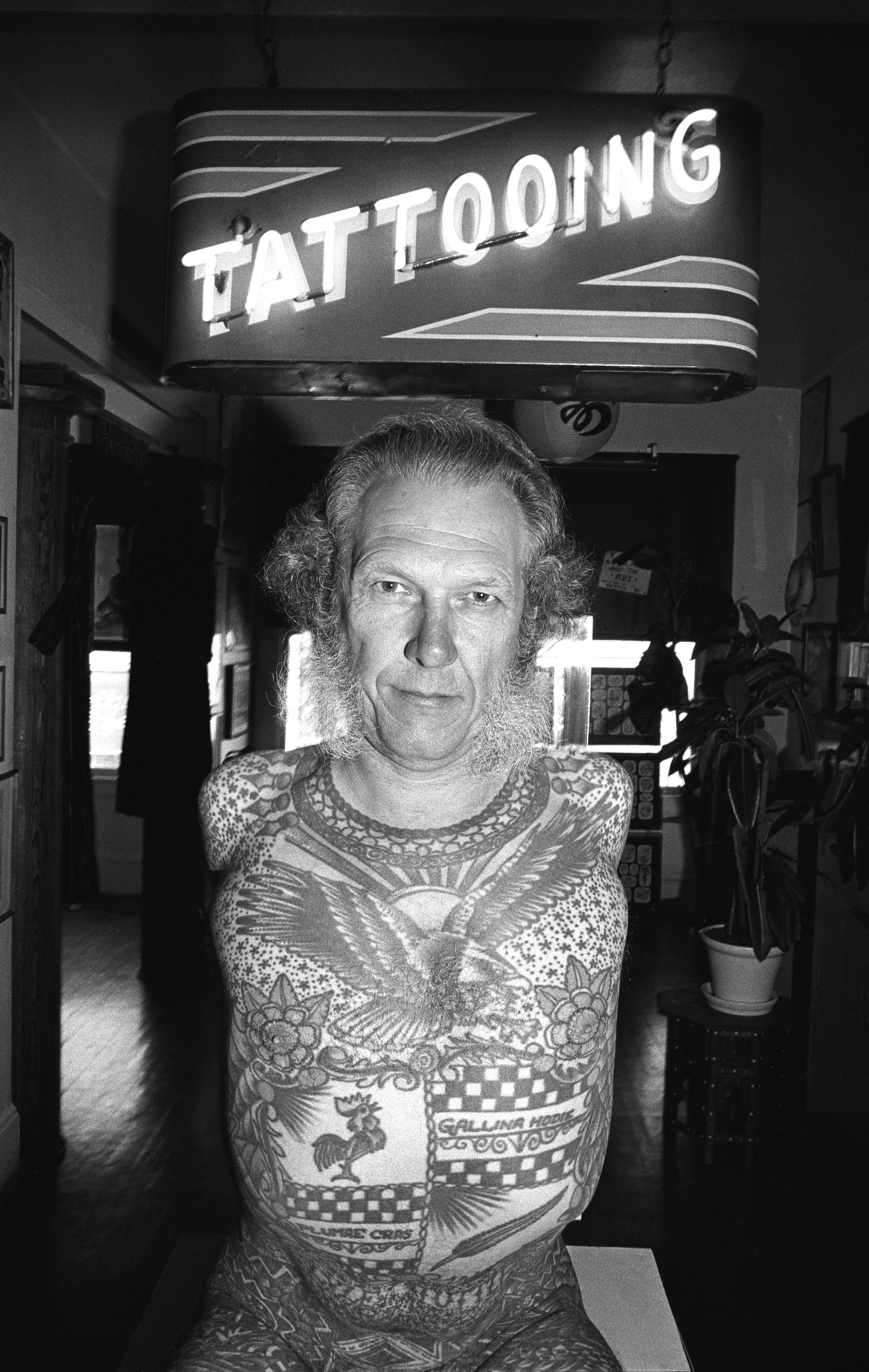  Tattoo artist Lyle Tuttle in San Francisco. 1981 
