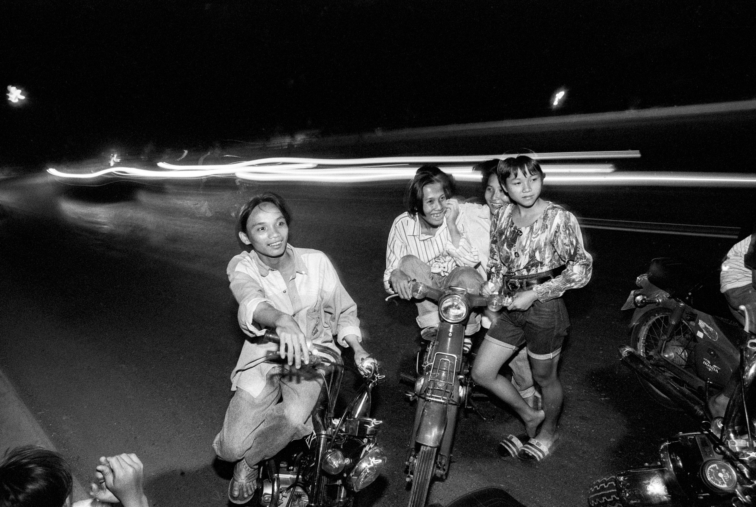  Saigon’s youth gather for a night out together. 