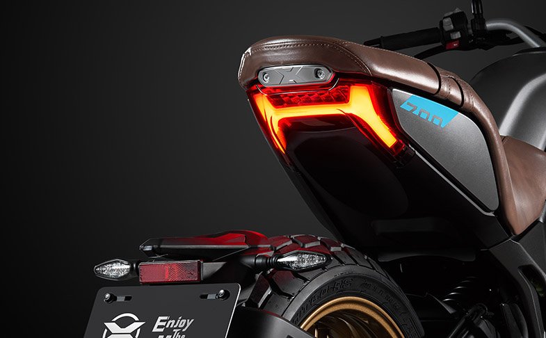 cfmoto700-5.jpeg
