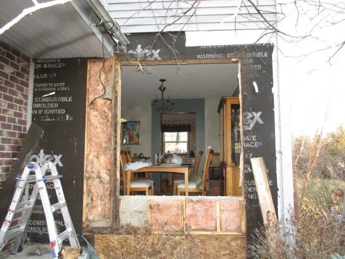 Moisture Testing Homes with Vinyl Siding