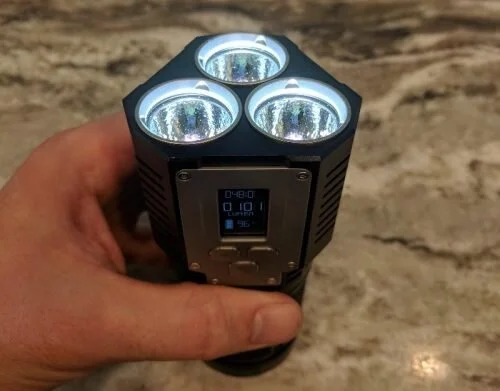 Flashlight review: Fenix TK72R