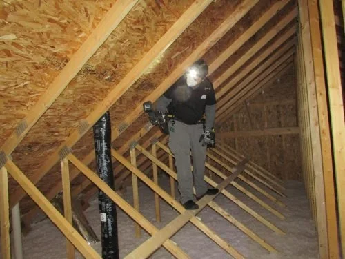 Should home inspectors trample insulation? No.