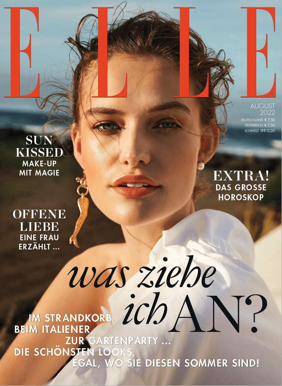 ELLE Magazine 08/22