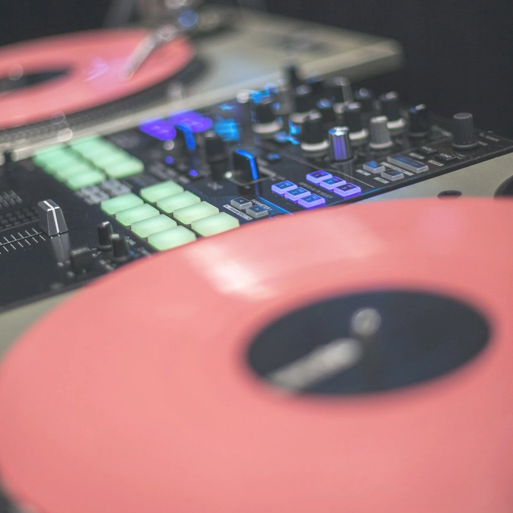 Episode 61 - Utopia Falls: The World is Yours