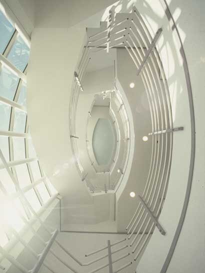 03_twinh-stairceiling.jpg