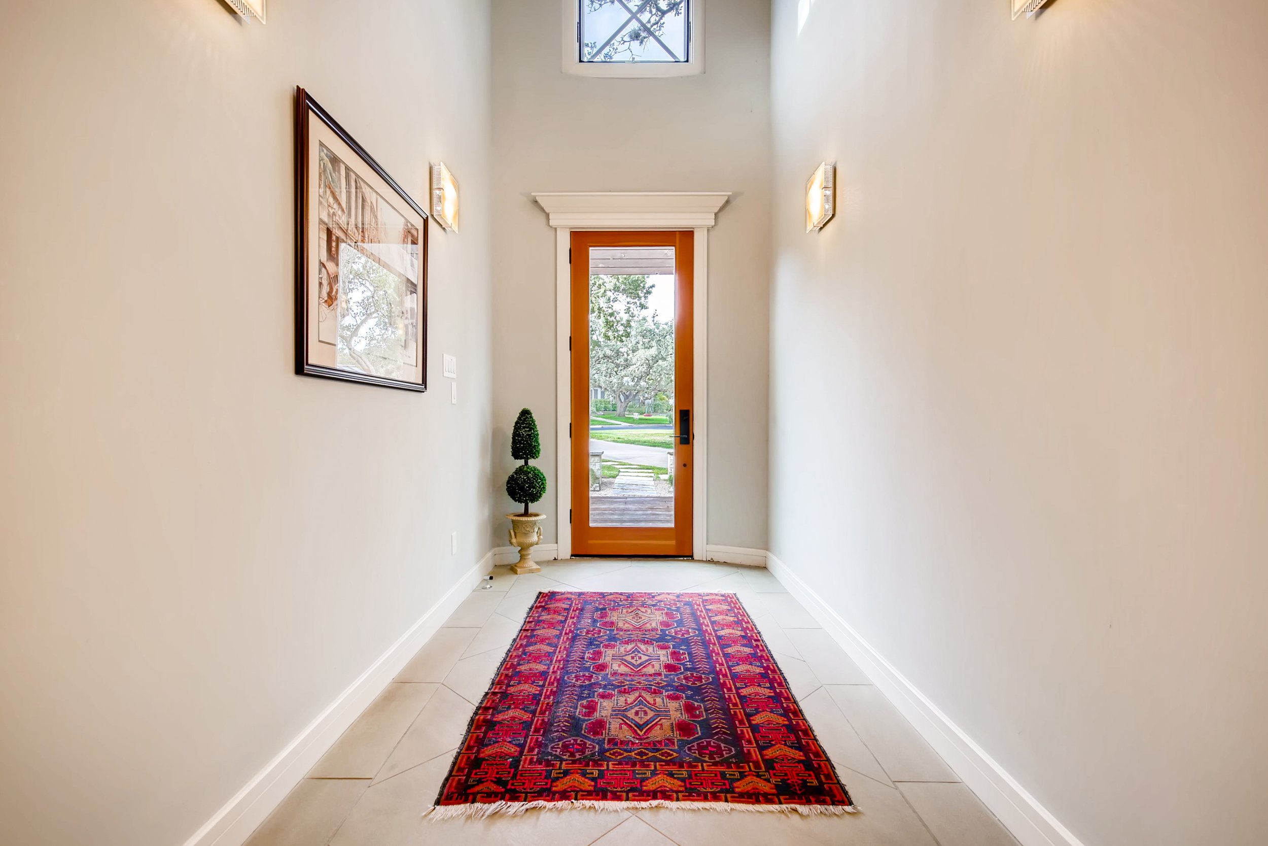 4609 Madrona Dr Austin TX-print-004-11-Foyer-3600x2400-300dpi.jpeg