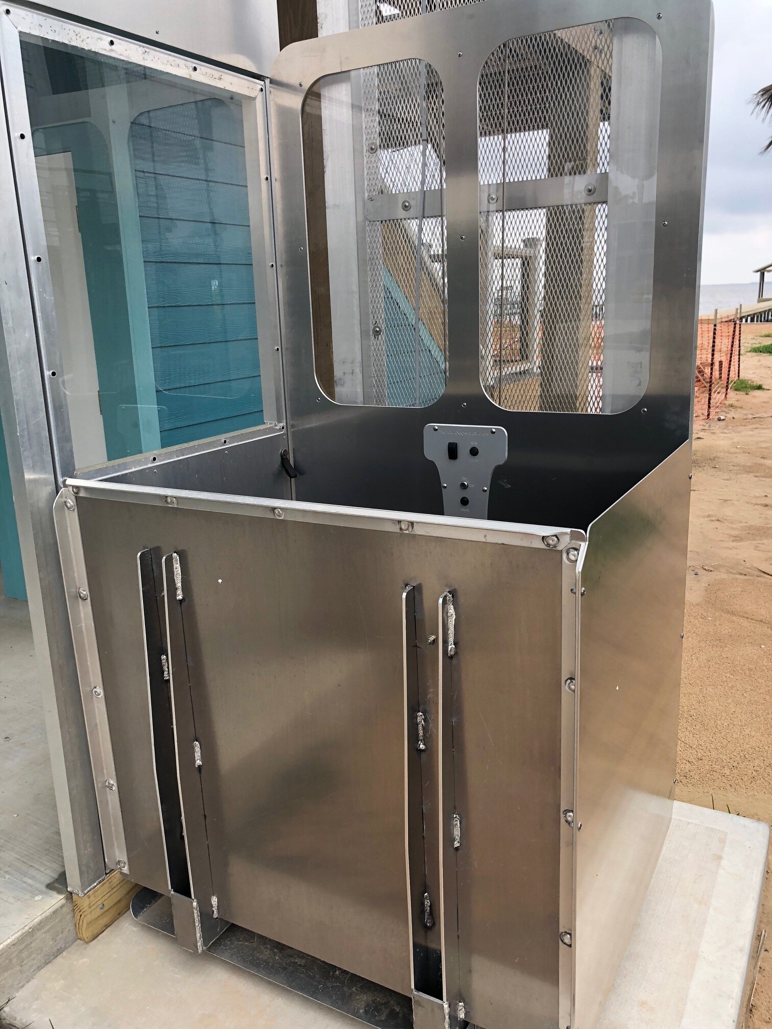Putnam Builders John Street Custom Kitchen Residential Beach Home