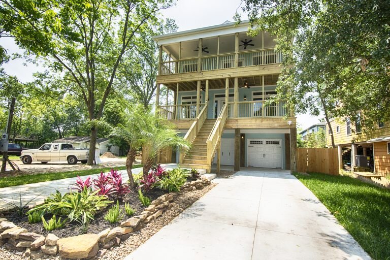 Putnam Builders Ivy House A Custom Residential Luxury Beach Home Kemah, Texas Construction