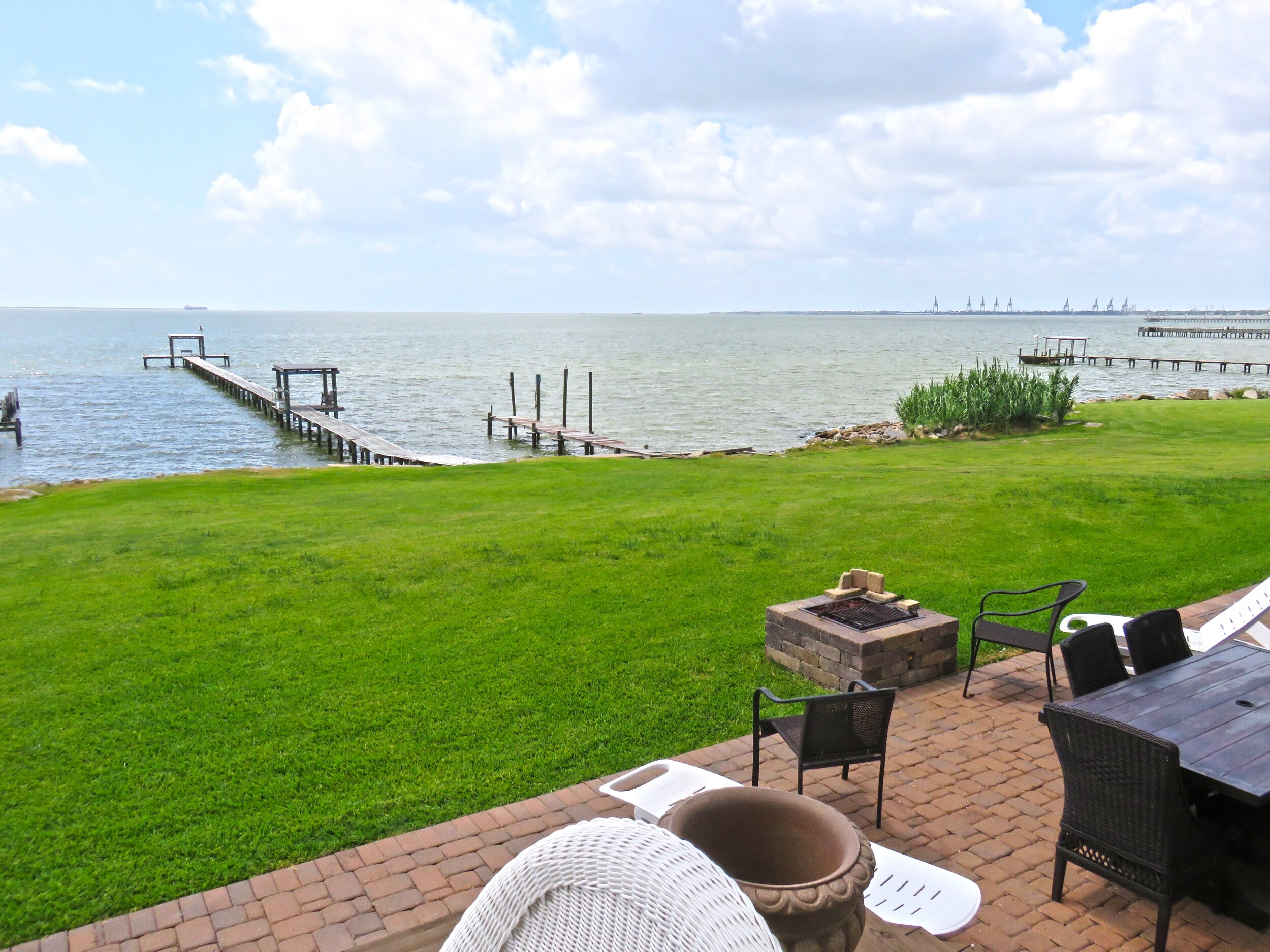 Putnam Builders Leo Custom Residential Estate Beach House Kemah, Texas Construction